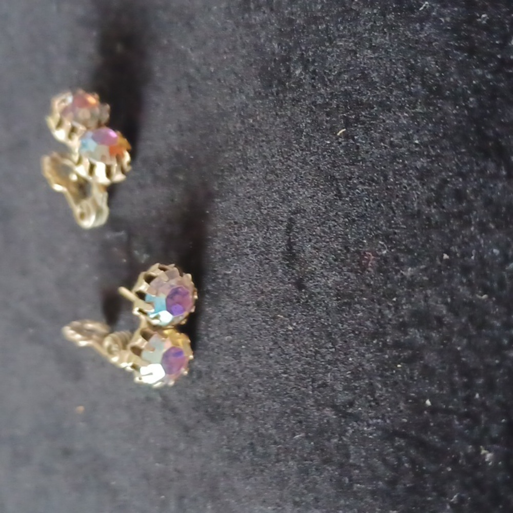 Earings